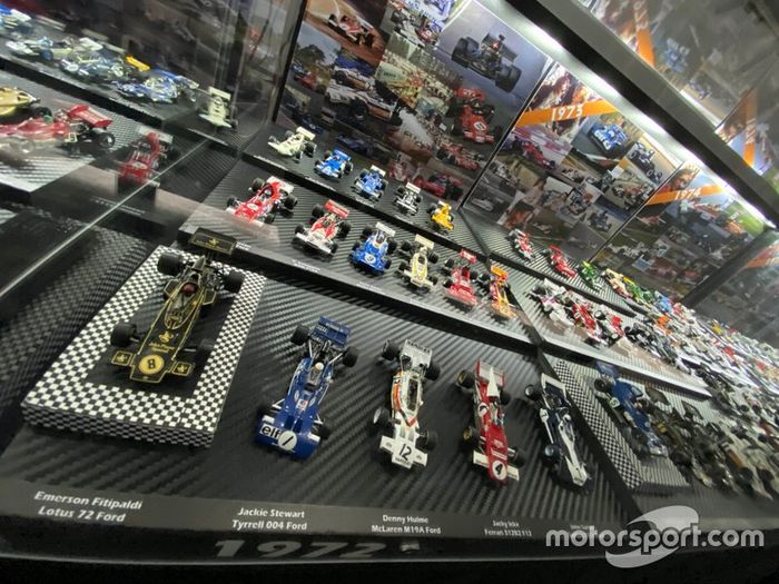 Colección de coches miniatura de F1