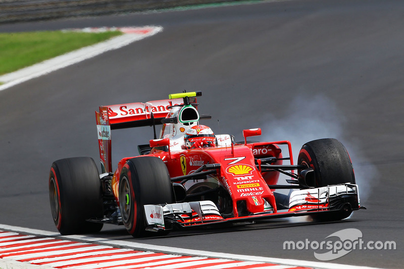 Kimi Raikkonen, Ferrari SF16-H locks up under braking