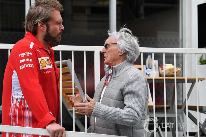 Bernie Ecclestone, y Gino Rosato, Ferrari