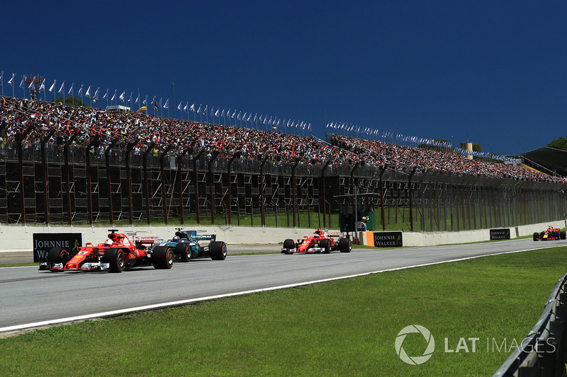 Sebastian Vettel, Ferrari SF70H startta lider