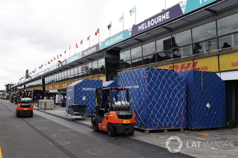 Freight in pit lane