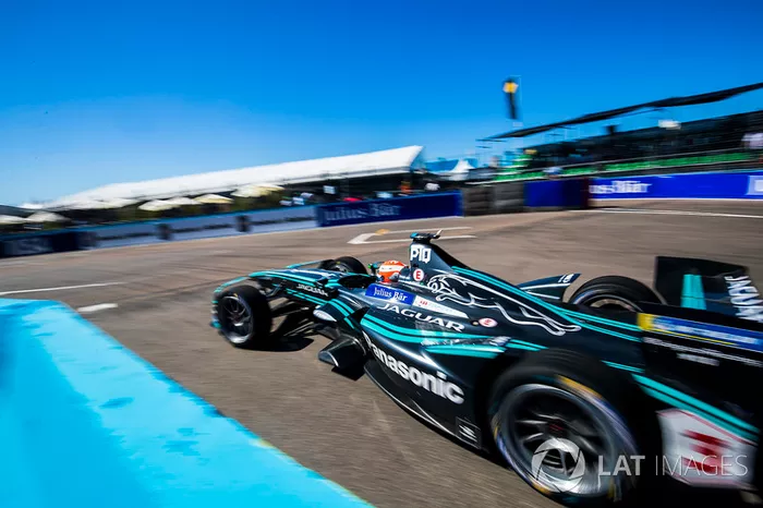 Nelson Piquet Jr., Jaguar Racing