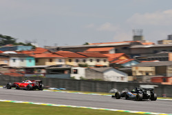 Ніко Хюлькенберг, Sahara Force India F1 VJM09 та Кімі Райкконен, Ferrari SF16-H