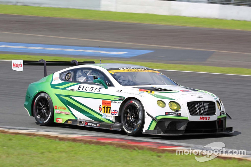 #117 EIcars BENTLEY TTO Bentley Continental GT3: Yuji Ide, Ryohei Sakaguchi