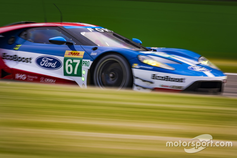 #67 Ford Chip Ganassi Racing, Ford GT: Andy Priaulx, Harry Tincknell