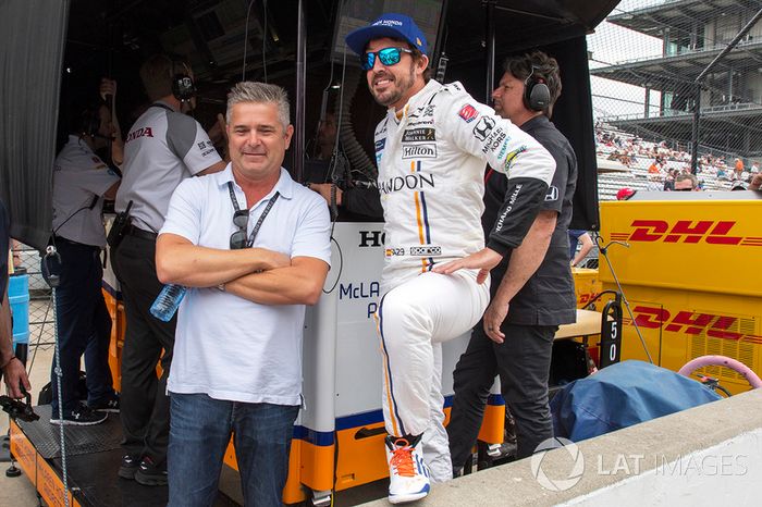Fernando Alonso, Andretti Autosport Honda habla con Gil de Ferran