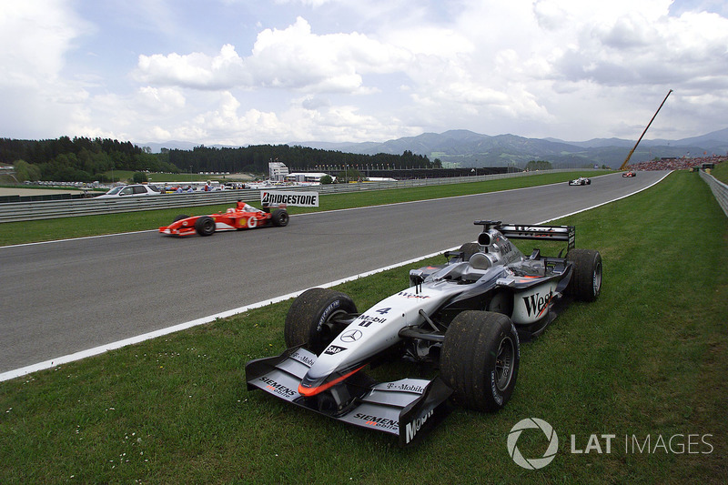 18. McLaren Mercedes MP4/17, Formula 1