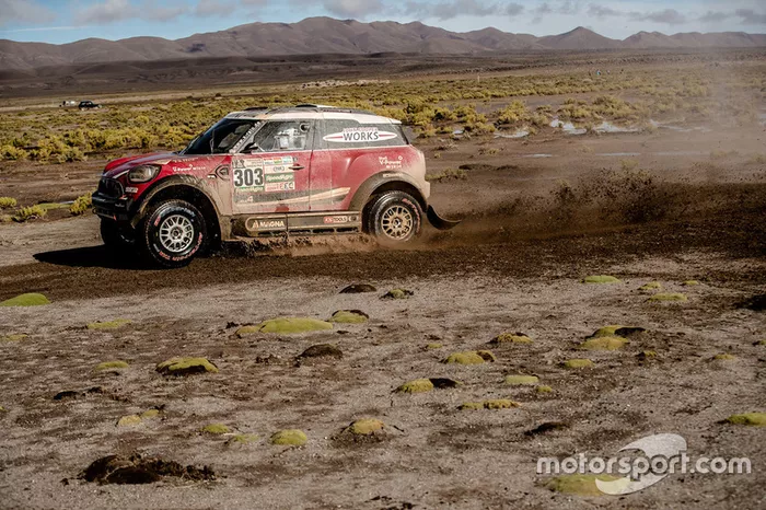 #303 X-Raid Team Mini: Mikko Hirvonen, Michel Périn