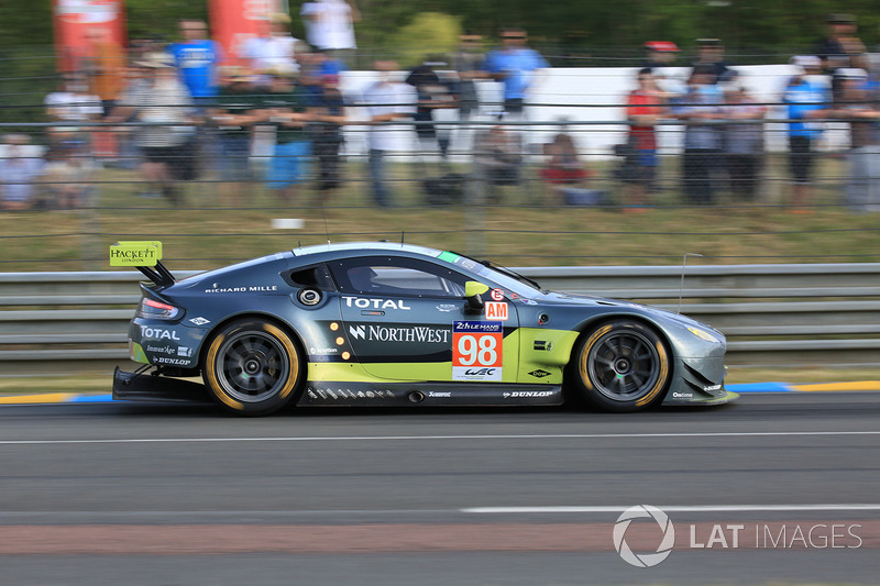 46. №98 Aston Martin Racing Aston Martin Vantage: Пол Далла-Лана, Педро Лами, Матиас Лауда