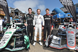 Чемпіон Indy Lights Ед Джонс з Сімоном Пажно та Віллом Пауером з Team Penske, IndyCar
