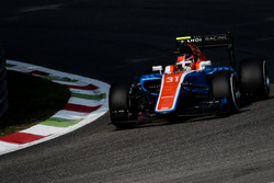 Естебан Окон, Manor Racing MRT05