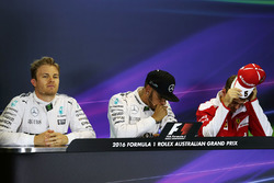 Polesitter Lewis Hamilton, Mercedes AMG F1 Team, second place Nico Rosberg, Mercedes AMG F1 Team, third place Sebastian Vettel, Ferrari during the press conference
