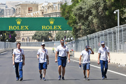 Felipe Massa, Williams walks the circuit with the team
