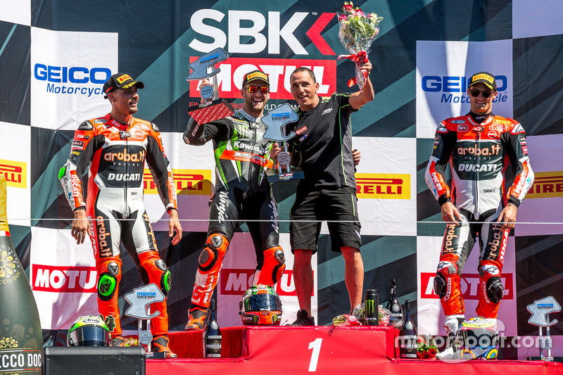 Sunday race podium: 1st place Tom Sykes, Kawasaki Racing Team, 2nd place Davide Giugliano, Aruba.it Racing - Ducati, 3rd place Chaz Davies, Aruba.it Racing - Ducati