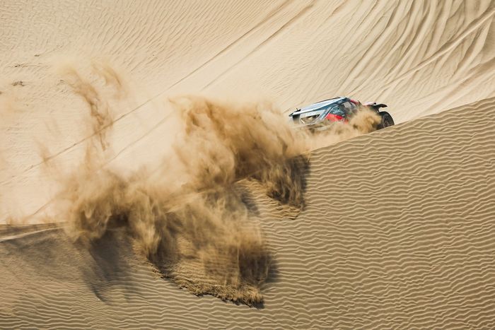 #219 The Dacia Sandriders Dacia: Sebastien Loeb, Edouard Boulanger