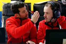José María López, Citroën World Touring Car team is talking with the engineer