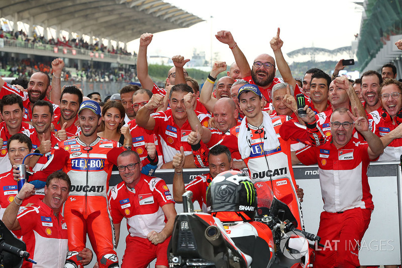 No final, a dobradinha da Ducati e a decisão confirmada para Valência, na última etapa do campeonato de 2017.