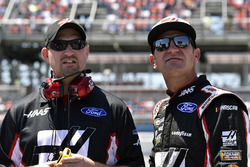 Clint Bowyer, Stewart-Haas Racing, Ford Haas Automation Demo Day and Mike Bugarewicz