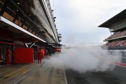 Sebastian Vettel, Ferrari SF71H leaves the garage and smokes