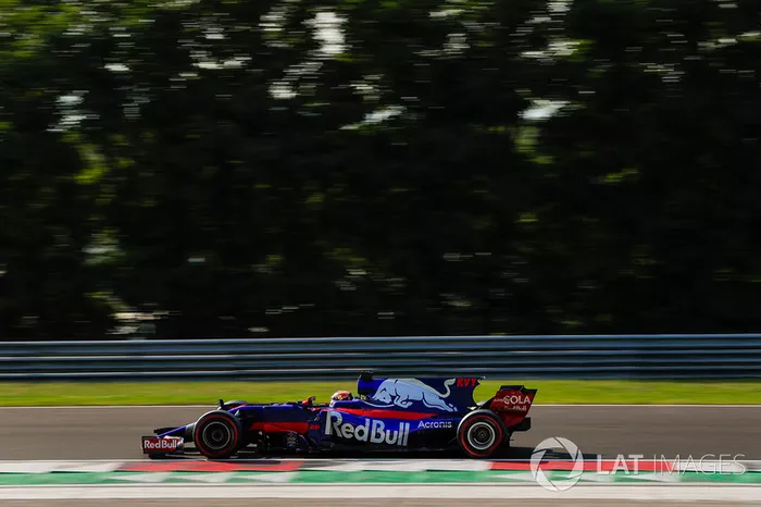  Daniil Kvyat, Scuderia Toro Rosso STR12
