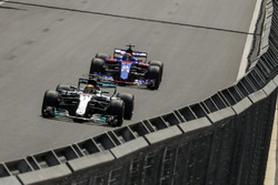 Lewis Hamilton, Mercedes-Benz F1 W08