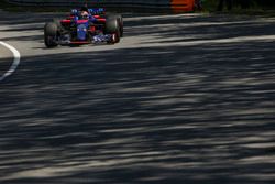 Daniil Kvyat, Scuderia Toro Rosso STR12