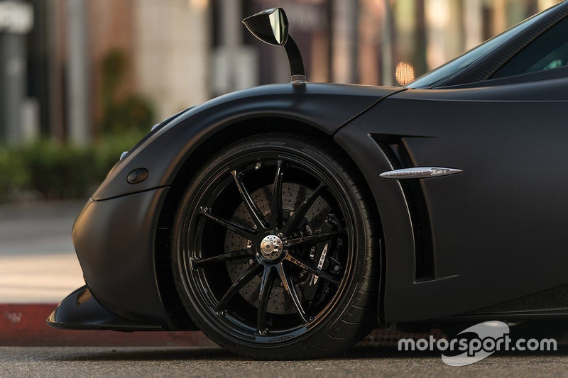 Pagani Huayra Tempesta