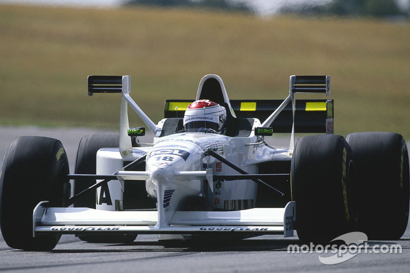1997 Tyrrell 025