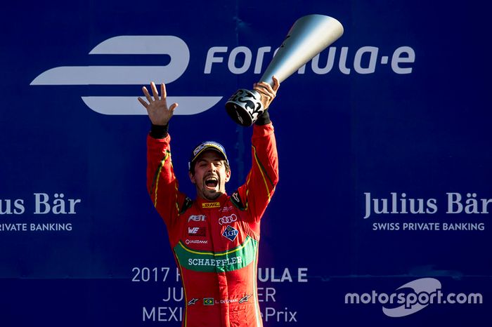 Podio: el ganador de la carrera, Lucas Di Grassi, ABT Schaeffler Audi Sport