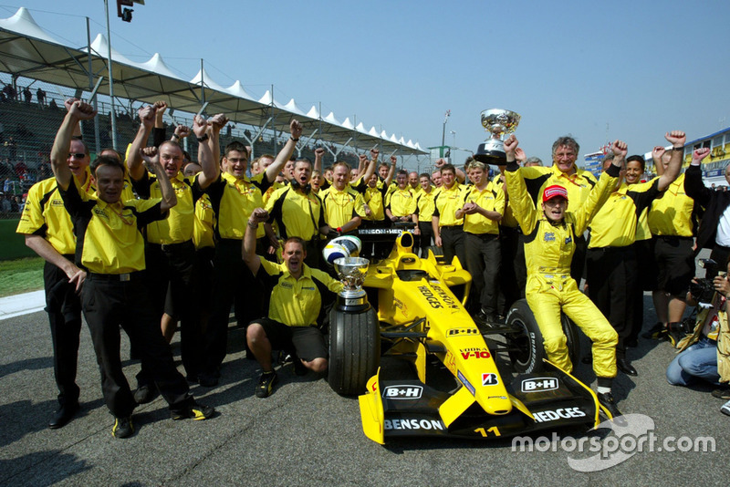 2003: Última victoria de Jordan en F1