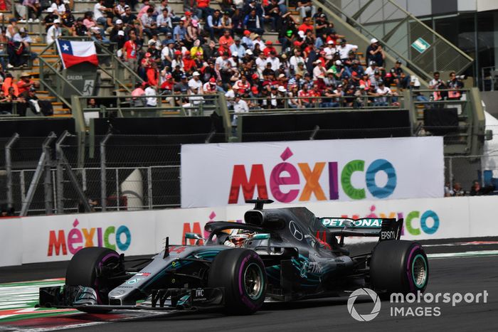 Lewis Hamilton, Mercedes-AMG F1 W09 