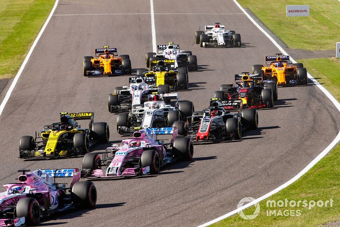 Sergio Perez, Racing Point Force India VJM11, Esteban Ocon, Racing Point Force India VJM11, Carlos Sainz Jr., Renault Sport F1 Team R.S. 18, Kevin Magnussen, Haas F1 Team VF-18, Charles Leclerc, Sauber C37.