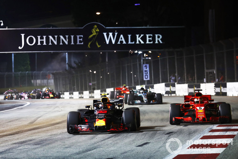 Max Verstappen, Red Bull Racing RB14, Sebastian Vettel, Ferrari SF71H