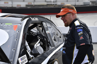 La crew di Blake Jones, BK Racing, Toyota Camry Tennessee XXX Moonshine