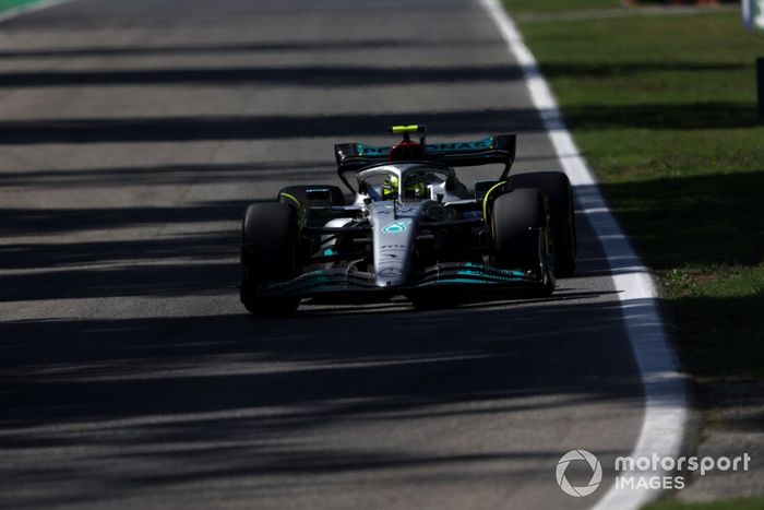 Lewis Hamilton, Mercedes W13