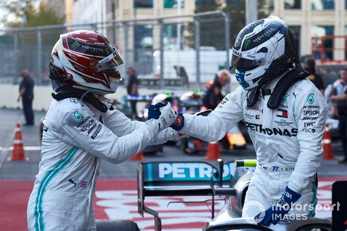 Lewis Hamilton, Mercedes AMG F1, Valtteri Bottas, Mercedes AMG F1, en Parc Ferme