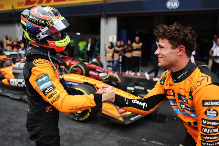 Lando Norris, McLaren, Oscar Piastri