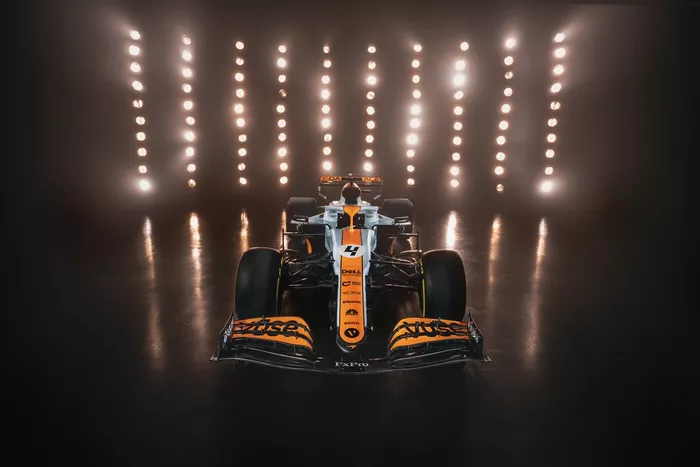 McLaren MCL35M con nueva decoración Gulf