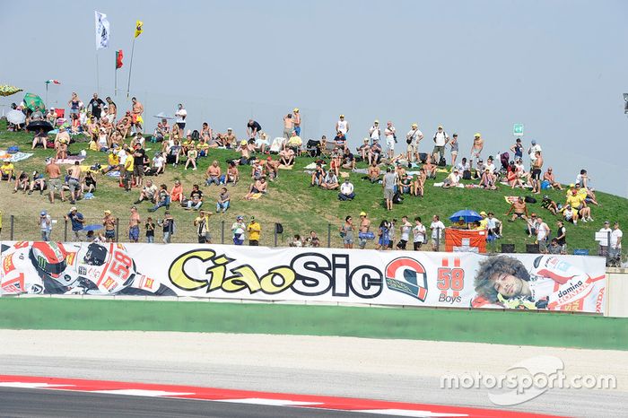 Bandera de Marco Simoncelli