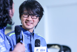 斯巴鲁XV赛车亮相,韩寒