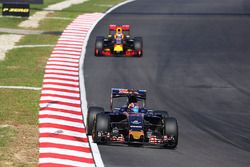 Daniil Kvyat, Scuderia Toro Rosso STR11