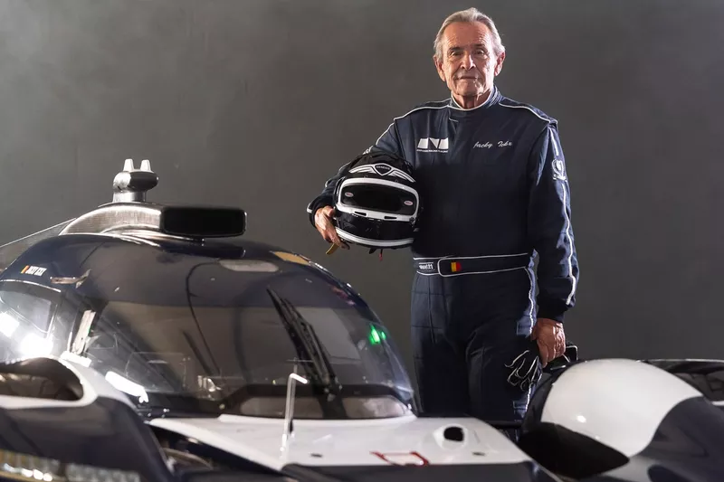 Jacky Ickx, Genesis Magma Racing