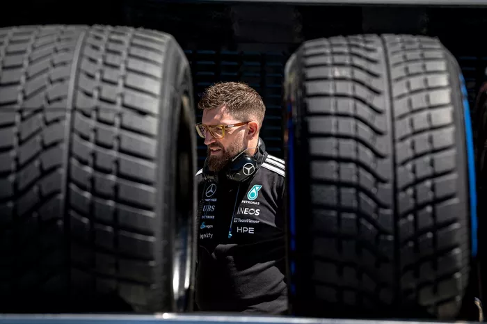 Miembro del equipo de boxes de Mercedes