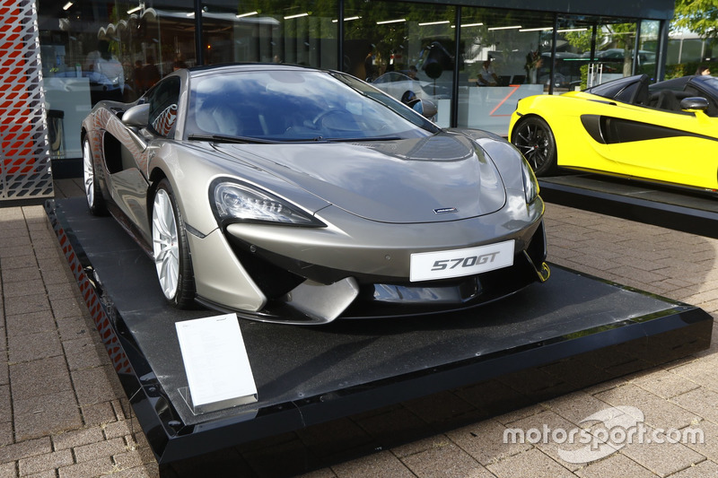 McLaren 570GT