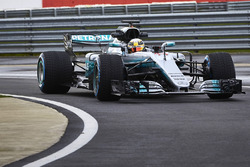 Льюис Хэмилтон, Mercedes AMG F1 W08 Hybrid