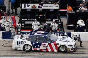  Brad Keselowski, Team Penske, Ford Mustang Miller Lite