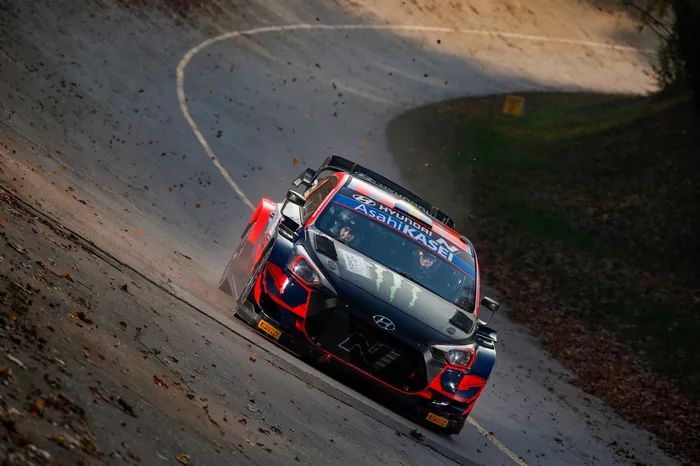 Oliver Solberg, Elliott Edmondson, Hyundai 2C Competition Hyundai i20 Coupe WRC
