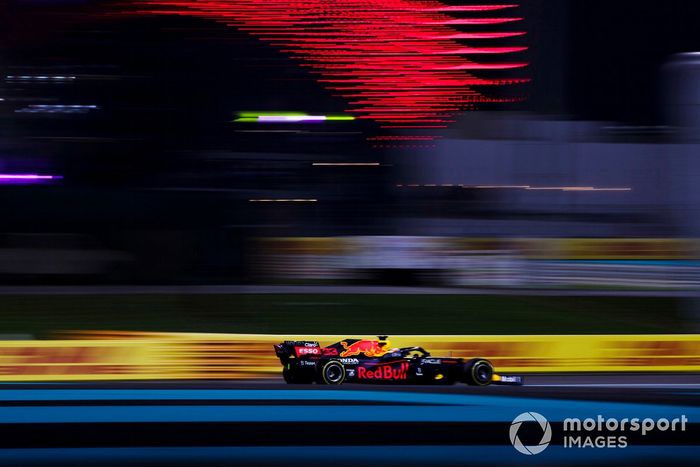 Max Verstappen, Red Bull Racing RB16B