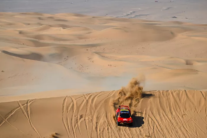 #211 Bahrain Raid Xtreme Prodrive: Sebastien Loeb, Fabian Lurquin