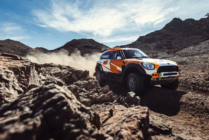 #238 X-Raid Mini John Cooper Works Rally Mini: Laia Sanz, Maurizio Gerini